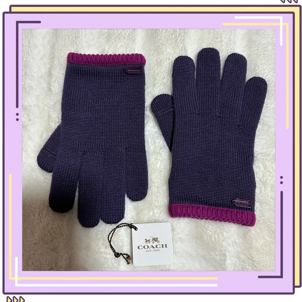 Coach Color Block Knit Wool Gloves Iris Sz XS/S Designer Comfy Cozy Luxury